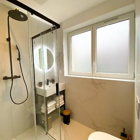 Apartment White House Dhavernas - Privee - - Parking Gratuit *