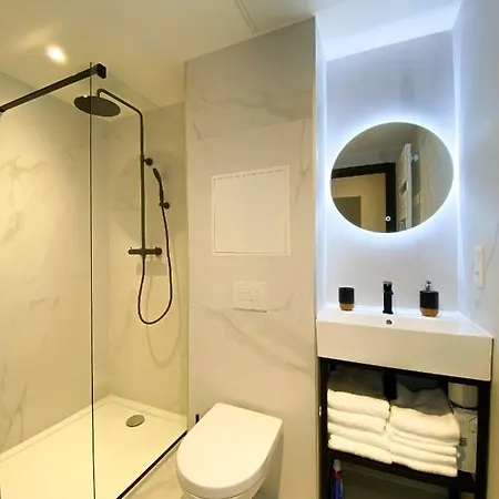 公寓 White House Dhavernas - Privee - - Parking Gratuit 阿棉