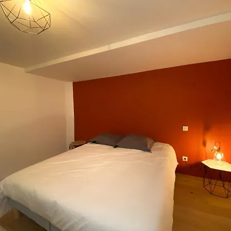 White House Dhavernas - Free Parking - Proche Centre Apartment *