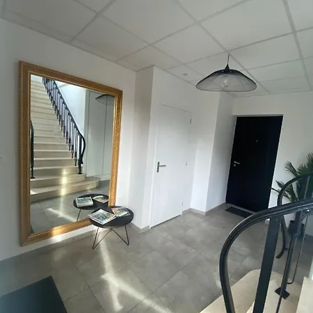 White House Dhavernas - Sud - Parking Gratuit - Idéal Famille&pro Appartement *