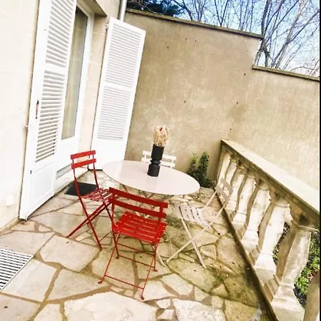White House Dhavernas - Free Parking - Proche Centre Apartment *