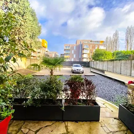 White House Dhavernas - Free Parking - Proche Centre Apartment Amiens